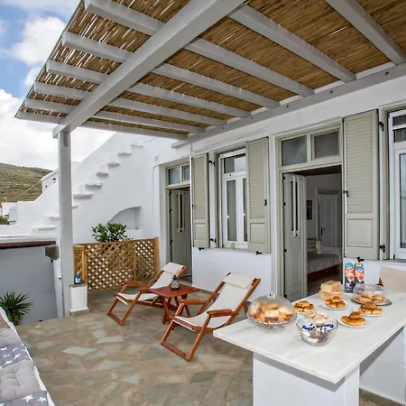 カントリーハウス Xατζηράδος *