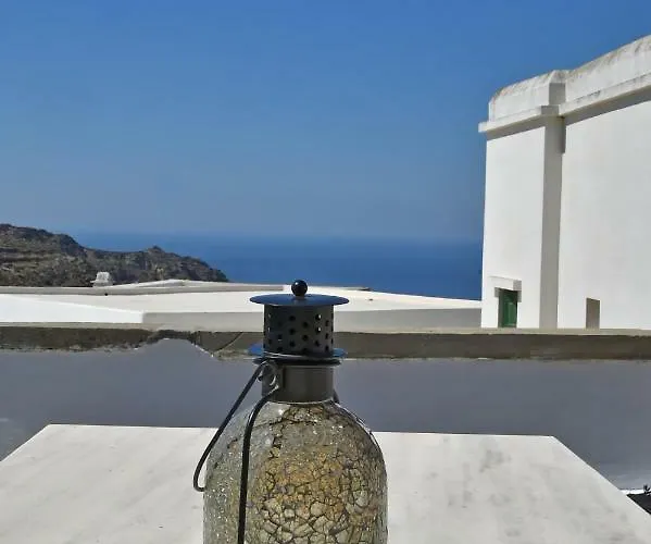 Xατζηράδος *