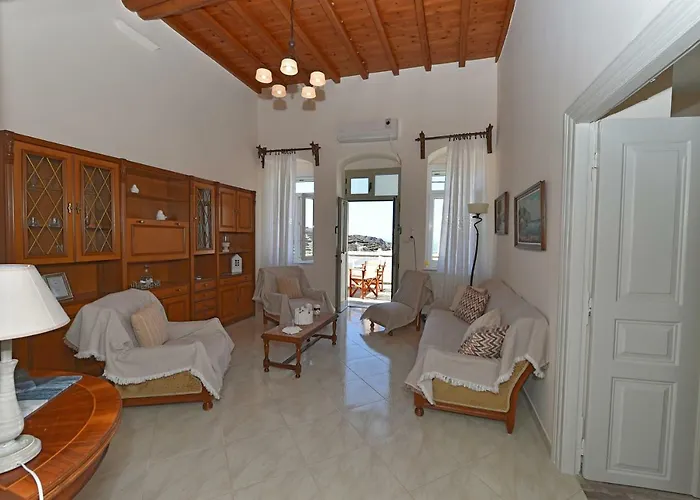 Xατζηράδος カントリーハウス Chatzirados